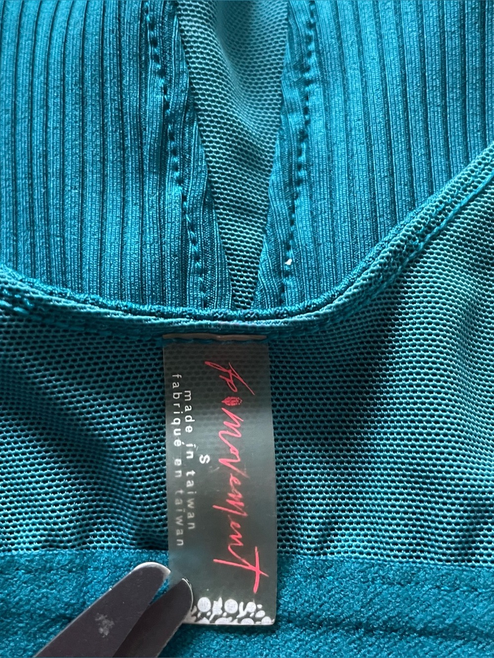 Free People FP Movement Ribbed Athletic Crop Tank Teal Shelf Bra Size Small - Picture 10 of 10